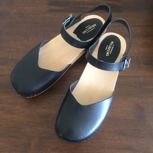 Swedish Hasbeens Covered Low Black Clog W10 (40)
